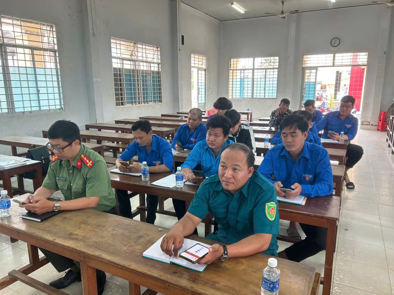 Tập huấn sử dụng dịch vụ công trực tuyến trong giải quyết thủ tục hành chính cho đoàn viên, hội viên