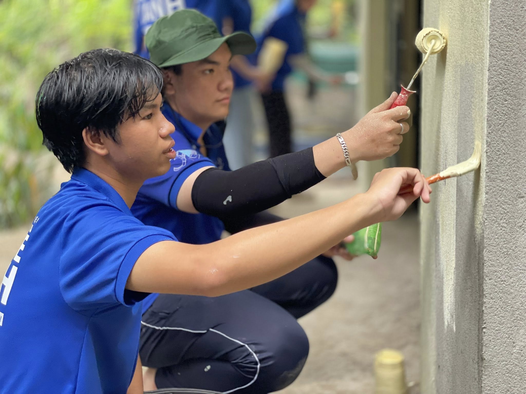 Xã Phước Long hỗ trợ sơ sửa nhà cho gia đình chính sách tại ấp Linh Phụng